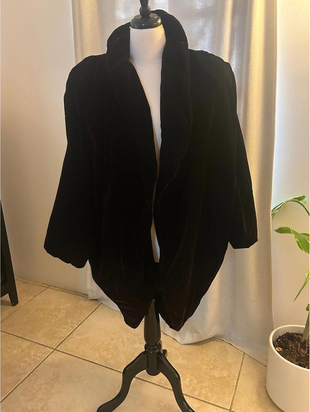 Vintage KAREN OKADA New York Dark maroon Velvet Dramatic Cocoon Swing Jacket